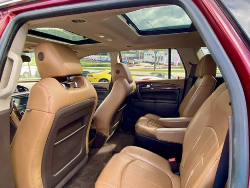 Used 2015 Buick Enclave Premium w/ Trailering Package image 17