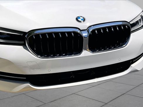 Used 2023 BMW 530i xDrive w/ Premium Package AWD/4WD image 31