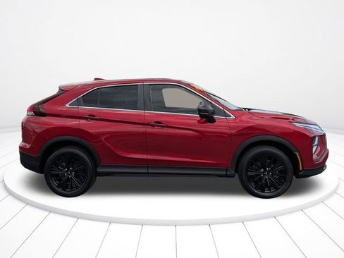 Used 2022 Mitsubishi Eclipse Cross LE AWD/4WD image 2