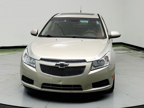 Used 2013 Chevrolet Cruze LT w/ All-Star Edition FWD image 2