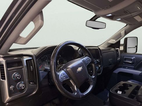 Used 2019 Chevrolet Silverado 2500 LT image 15