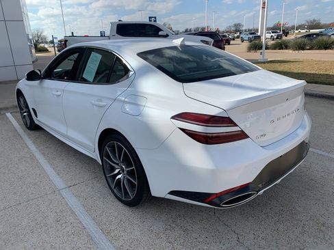 Used 2024 Genesis G70 2.5T image 5