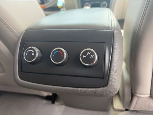 Used 2012 Buick Enclave Leather FWD image 34