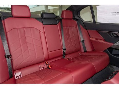 New 2026 BMW i5 eDrive40 w/ M Sport Package image 74