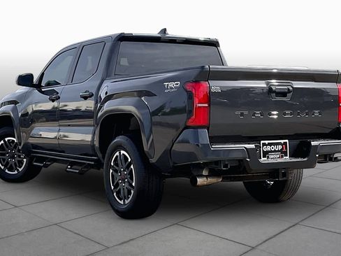Used 2025 Toyota Tacoma TRD Sport image 12