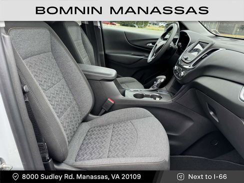 Used 2023 Chevrolet Equinox LT image 9