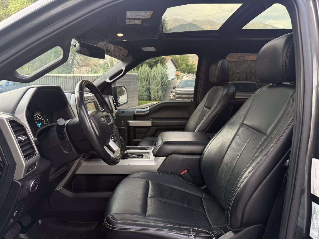 Used 2020 Ford F150 Lariat w/ Equipment Group 502A Luxury AWD/4WD image 20