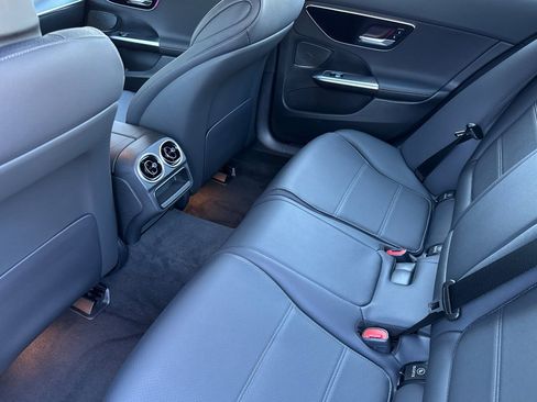 Certified 2025 Mercedes-Benz C 300 4MATIC Sedan image 13