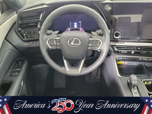 Used 2024 Lexus TX 350 AWD w/ Technology Package image 11