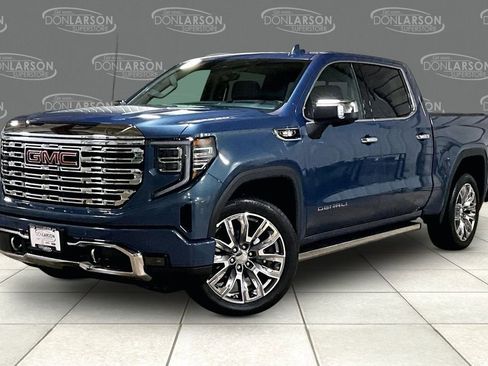 Used 2024 GMC Sierra 1500 Denali w/ Denali Reserve Package AWD/4WD image 3