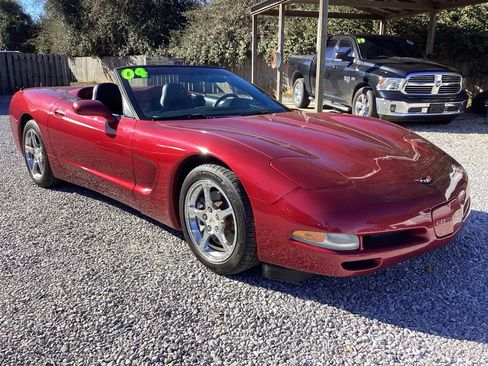 Used 2004 Chevrolet Corvette Convertible w/ Preferred Equipment Group image 1