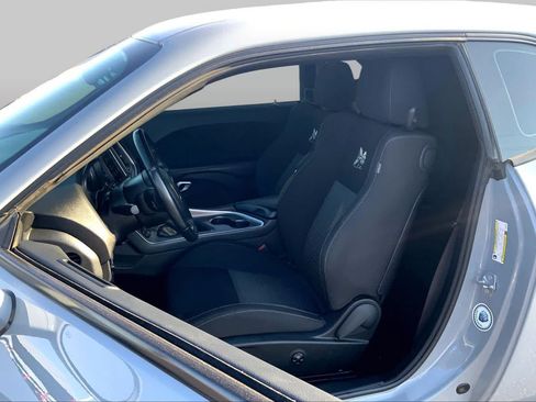 Used 2021 Dodge Challenger R/T Scat Pack RWD image 8