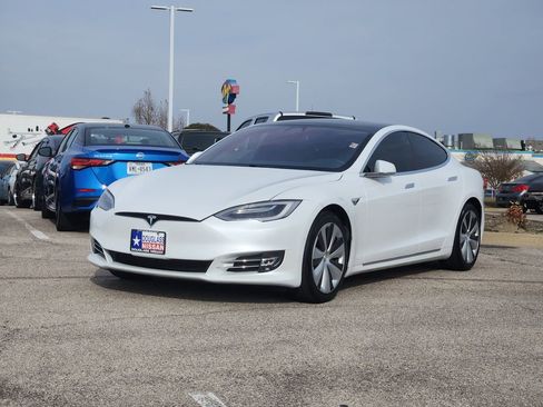 Used 2021 Tesla Model S Long Range AWD/4WD image 2