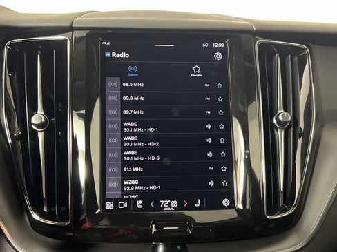 Certified 2025 Volvo XC60 B5 Core w/ Climate Package image 14