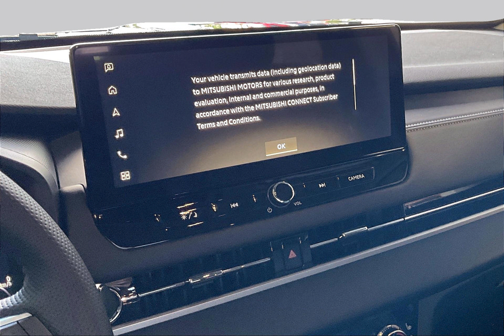 New 2026 Mitsubishi Outlander SEL FWD image 7