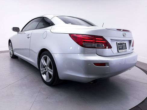 Used 2013 Lexus IS 250C w/ Luxury Pkg RWD image 6