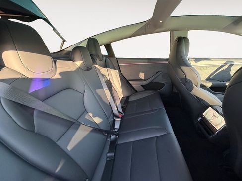 Used 2025 Tesla Model 3 Performance AWD/4WD image 14