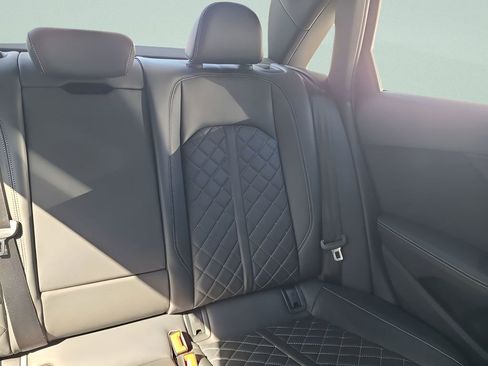 Used 2023 Audi S4 Premium Plus image 6