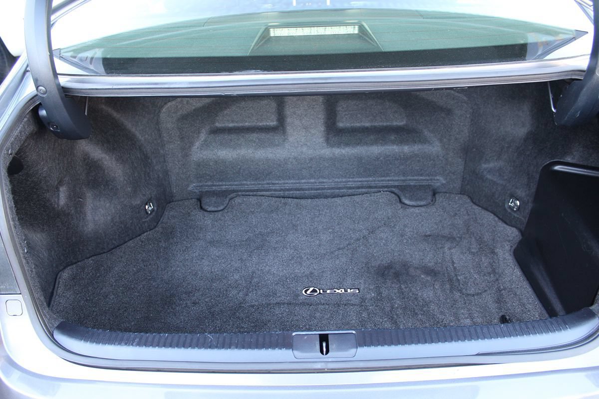Used 2014 Lexus ES 300h w/ Luxury Package w/Bamboo Trim FWD image 32