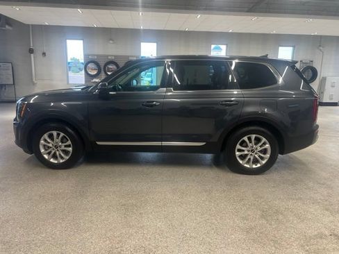 Used 2022 Kia Telluride LX AWD/4WD image 10