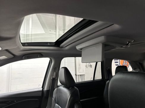 Used 2022 Honda Pilot Touring image 34
