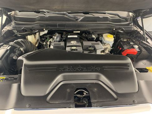 Used 2022 RAM 2500 Tradesman AWD/4WD image 9