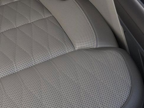 New 2025 Ford F150 Platinum w/ Equipment Group 703A Plus image 16