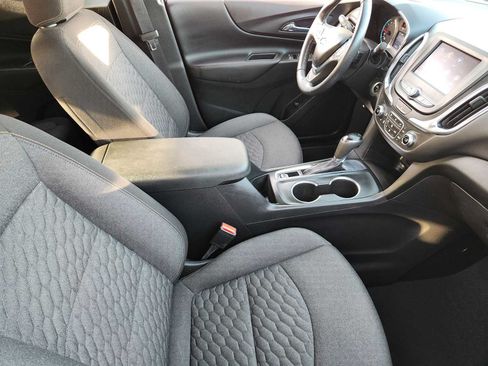 Used 2021 Chevrolet Equinox LT FWD image 13