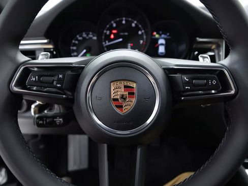 Certified 2026 Porsche Macan AWD/4WD image 14
