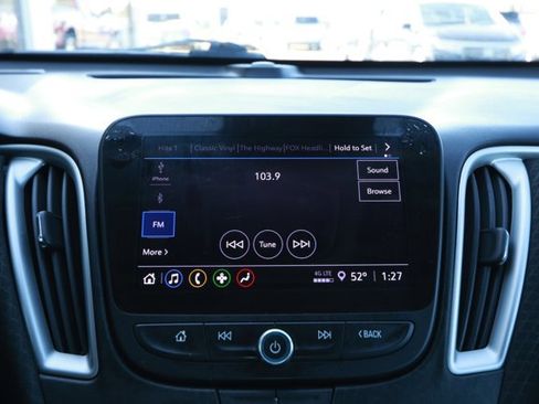 Used 2023 Chevrolet Malibu LT image 16