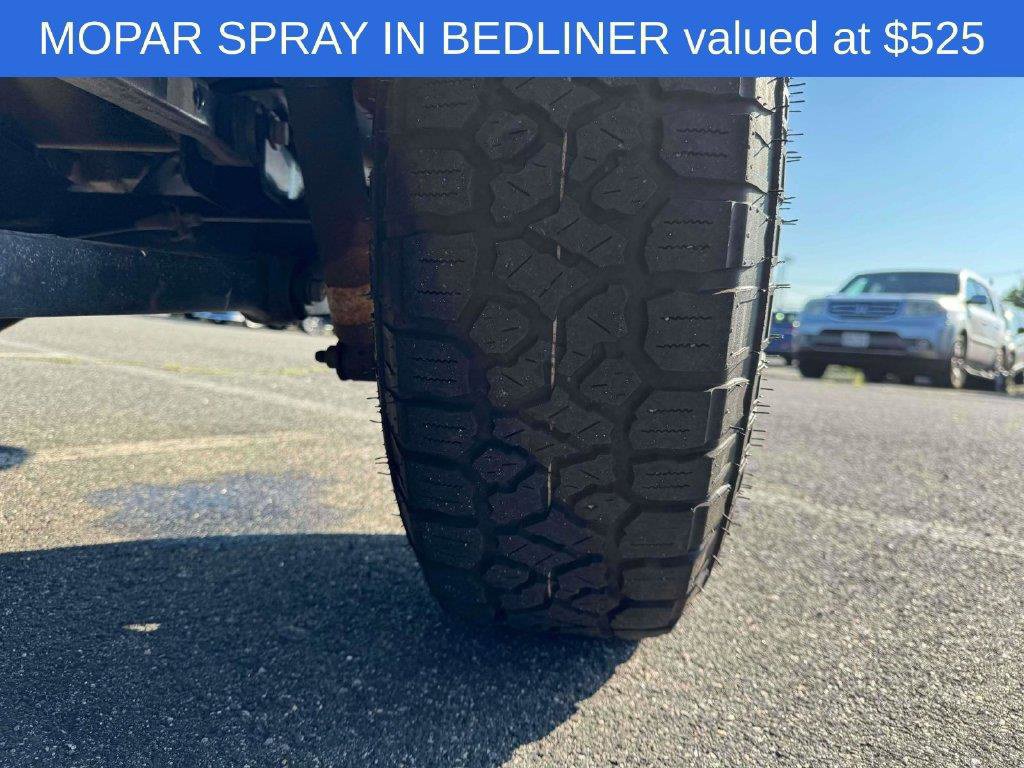 Used 2022 Jeep Gladiator Sport AWD/4WD image 16