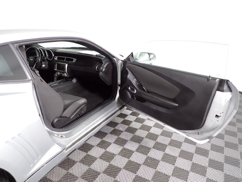 Used 2015 Chevrolet Camaro LT w/ RS Package RWD image 28