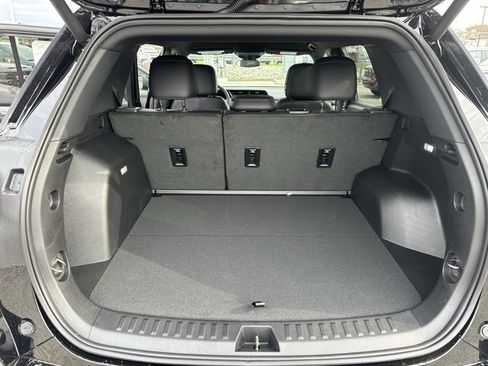 New 2026 GMC Terrain AT4 w/ Convenience Package III image 9