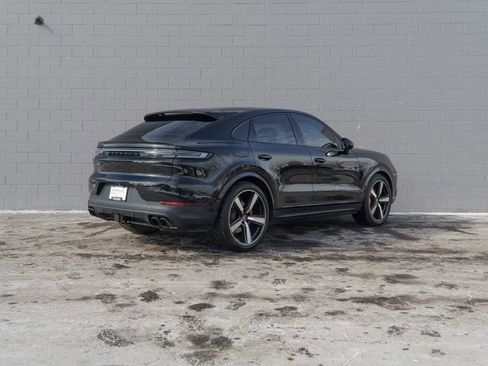 Certified 2026 Porsche Cayenne S image 7