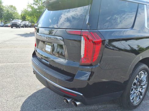 Certified 2023 GMC Yukon Denali Ultimate AWD/4WD image 15