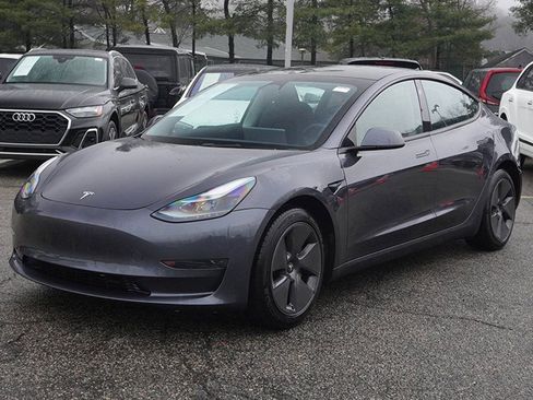 Used 2023 Tesla Model 3 Standard Range RWD image 10