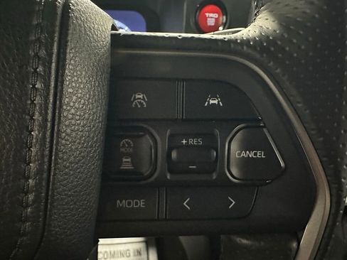 Used 2025 Toyota 4Runner TRD Off-Road AWD/4WD image 20