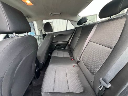 Used 2022 Kia Rio S FWD image 8