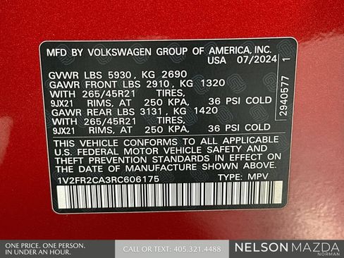 Used 2024 Volkswagen Atlas SEL Premium R-Line AWD/4WD image 37