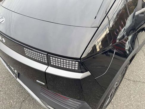 Used 2024 Hyundai Ioniq 5 SEL image 10