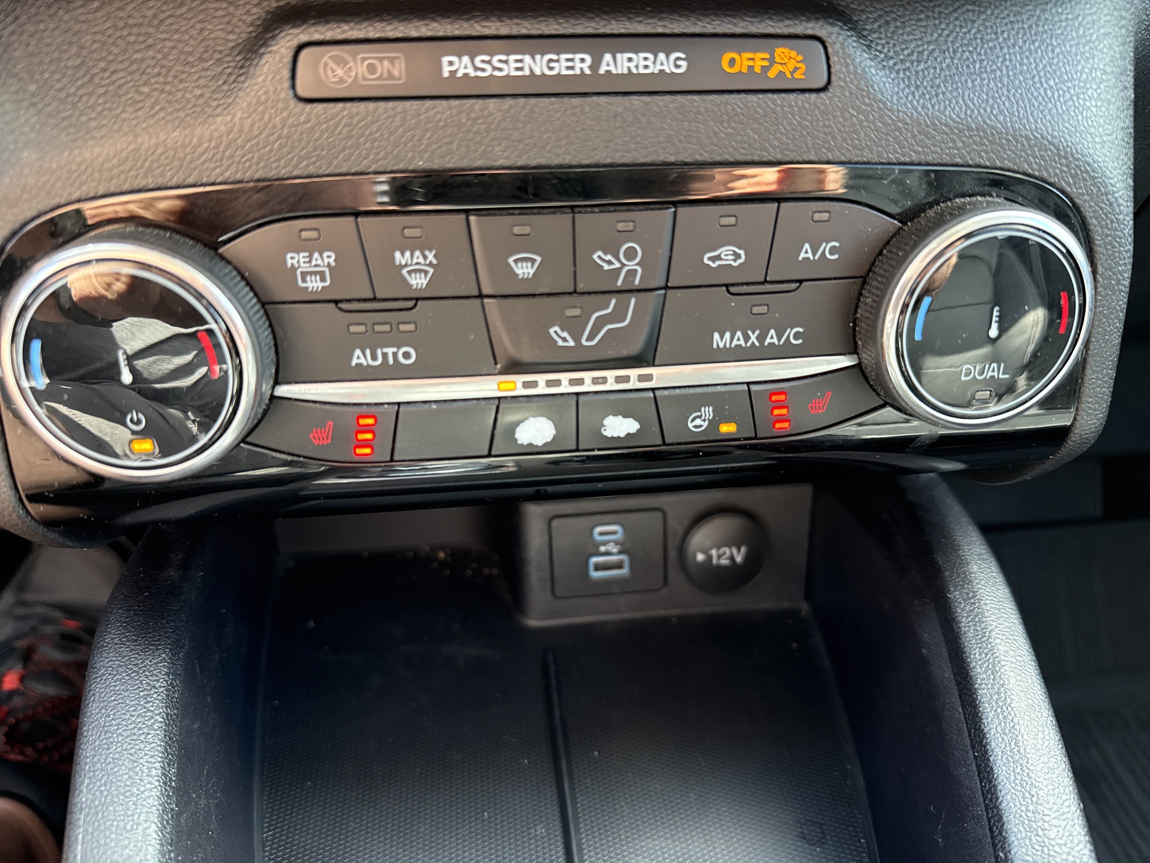 Used 2022 Ford Escape SEL AWD/4WD image 28