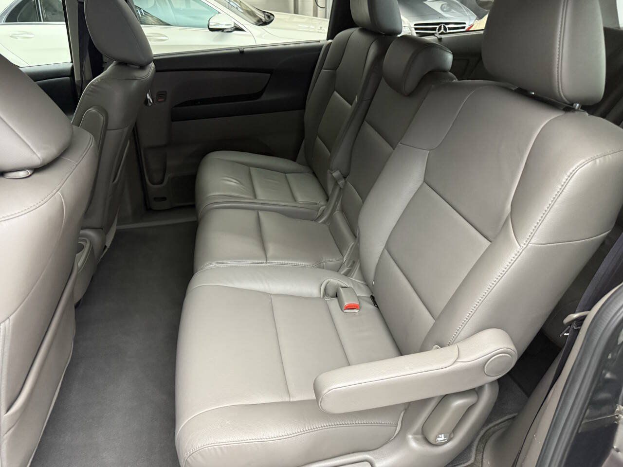Used 2014 Honda Odyssey Touring image 15