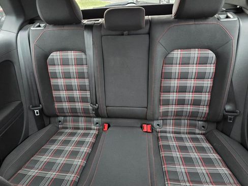 Used 2016 Volkswagen GTI S image 17