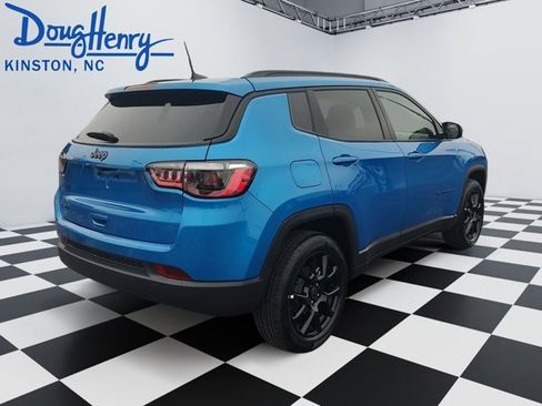 New 2026 Jeep Compass Latitude w/ Sun and Sound Group image 5