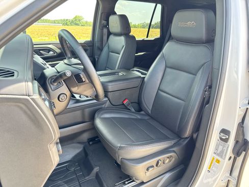 Used 2024 Chevrolet Tahoe High Country w/ Max Trailering Package AWD/4WD image 11