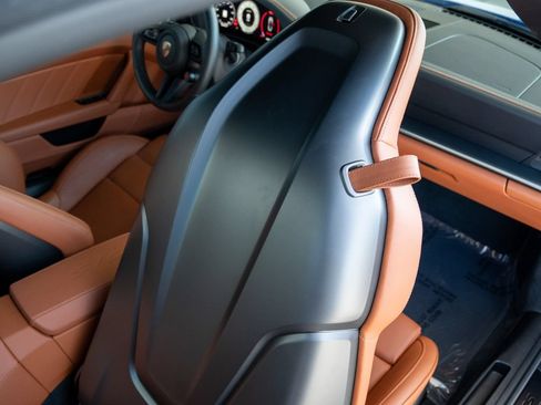 Certified 2026 Porsche 911 Targa 4 GTS AWD/4WD image 25