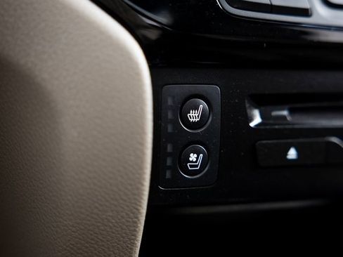 Used 2022 Honda Pilot Elite image 23