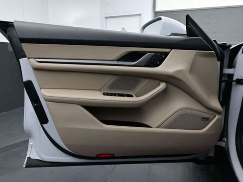 Certified 2025 Porsche Taycan AWD/4WD image 7