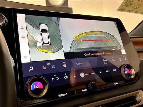 Used 2024 Lexus RX 350 Premium image 25