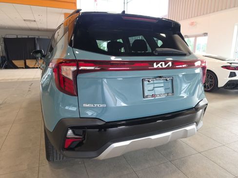 Used 2025 Kia Seltos S FWD image 10